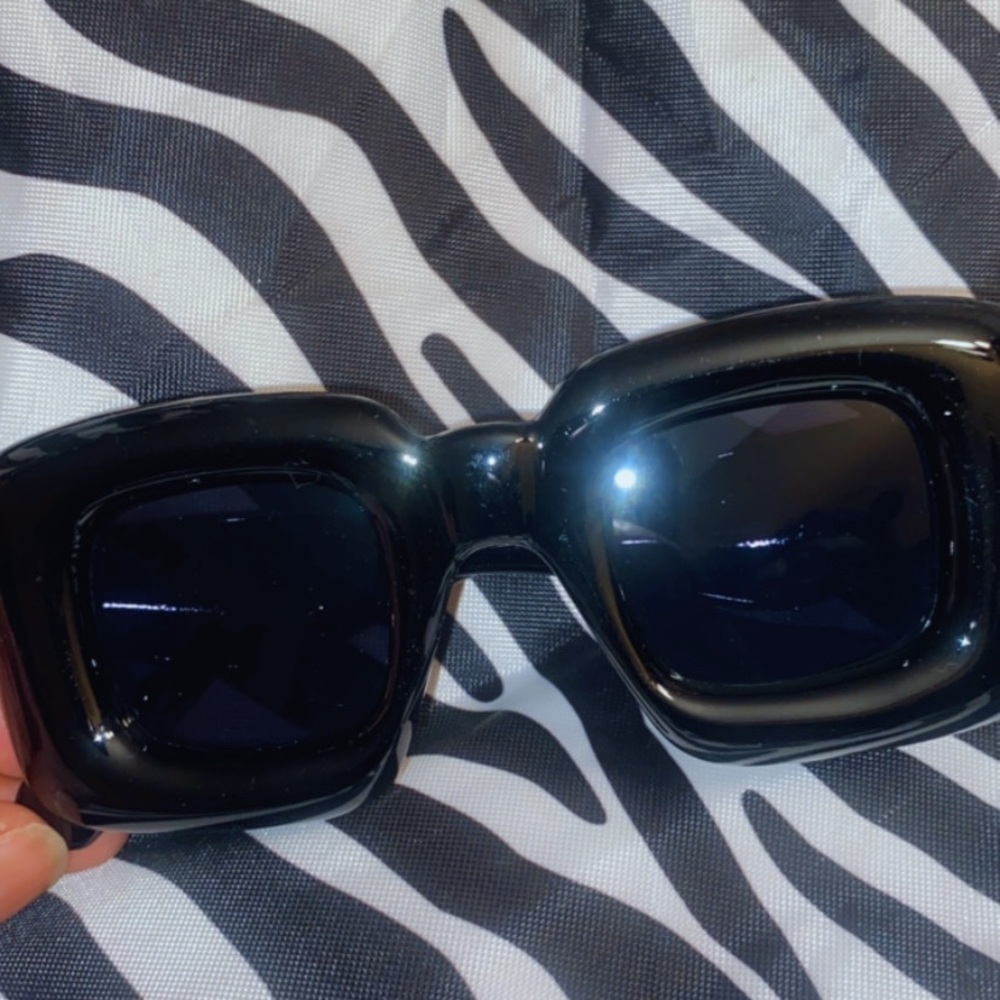Chunky frame sunglasses